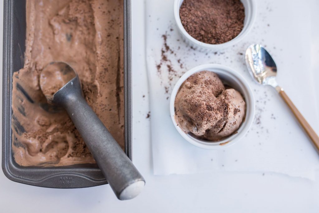 keto chocolate-ketologic-chocolate-ice-cream